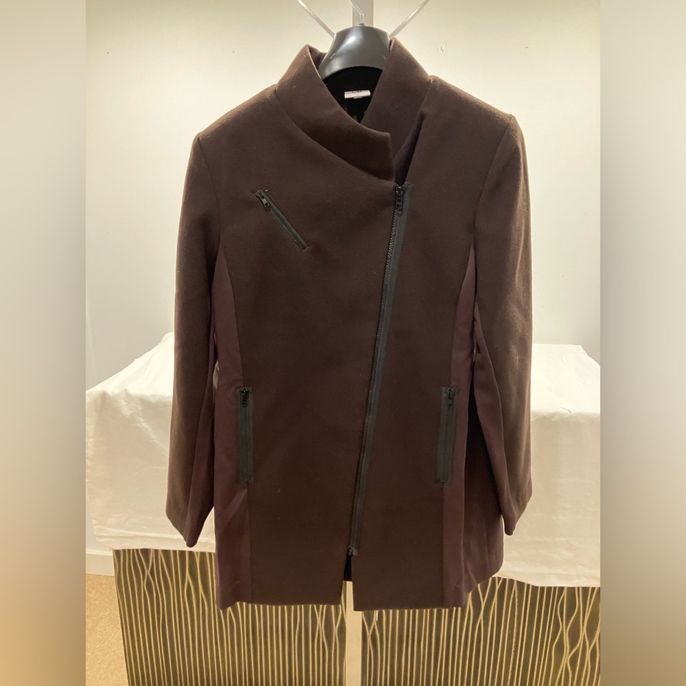 NWT Cabi Legacy Topper